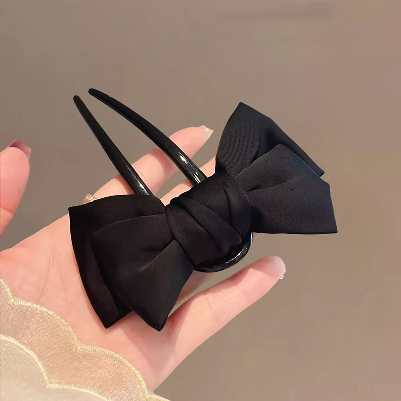 Chic Korean-Style Bow U-Shaped - Women'S Fashion Korea 评论和价格